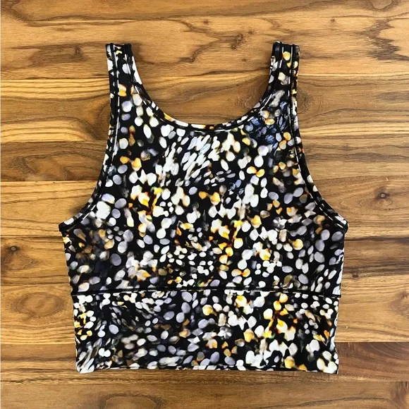 Lululemon Power Pivot Tank - Picture 2 of 4